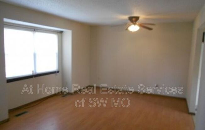 1154 A S OAK PARK