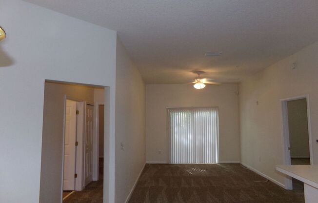 2 beds, 2 baths, $1,350