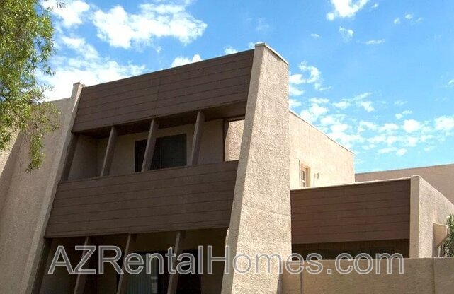 827 W 13 ST