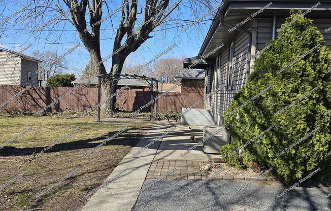 Well Maintained Munster Ranch