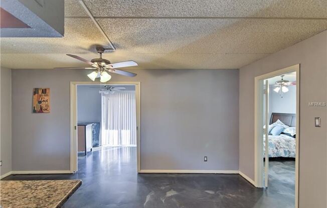 2 beds, 1 bath, $1,395