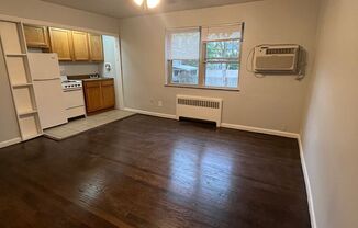 1 bed, 1 bath, $825, Unit 3