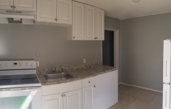Upstairs Studio Apartment