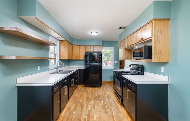 Cute midtown home for rent - pet friendly