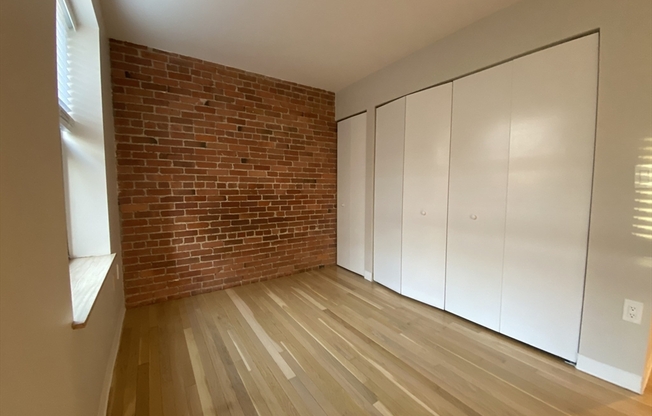 108 Gainsborough St.