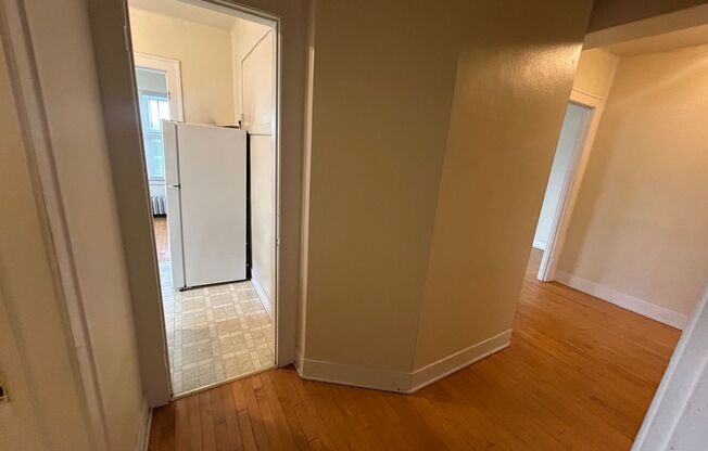 1 bed, 1 bath, $1,195, Unit 60