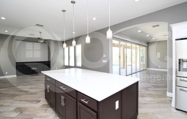 830 W CHERRYWOOD DR