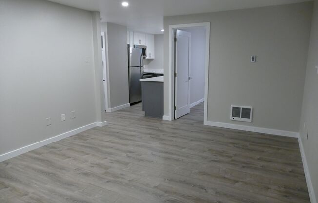 2 beds, 1 bath, 750 sqft, $2,250, Unit 2