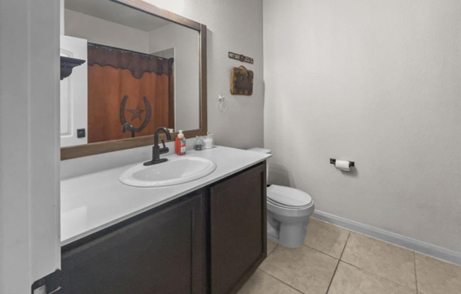 3 beds, 2 baths, $2,250