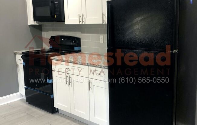 2 Bedroom Trainer Home!