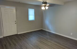 Studio, 1 bath, 400 sqft, $795, Unit 08