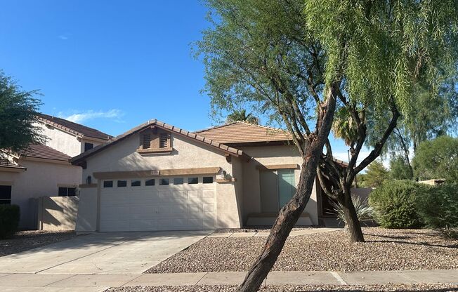 POWER RANCH SINGLE LEVEL 4 BEDROOM HOME WITH NEW LVP.