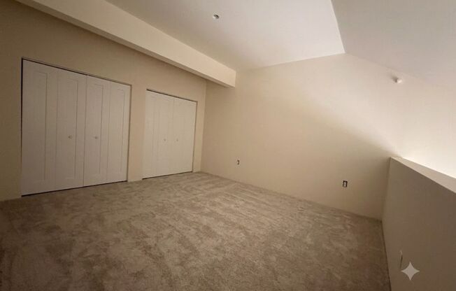 1 bed, 1 bath, $1,600, Unit 881-104