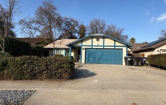 Cozy NW Visalia Home Available Now!