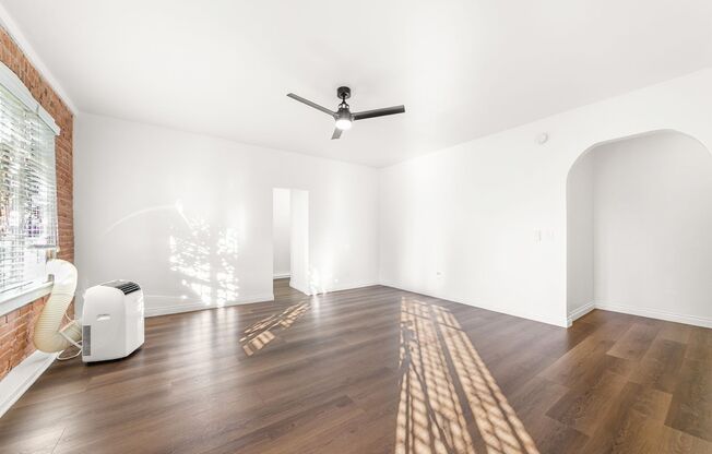 Studio, 1 bath, 540 sqft, $2,000, Unit 409