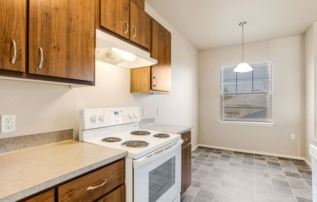 1 bed, 1 bath, 704 sqft, $1,300, Unit 1326-202