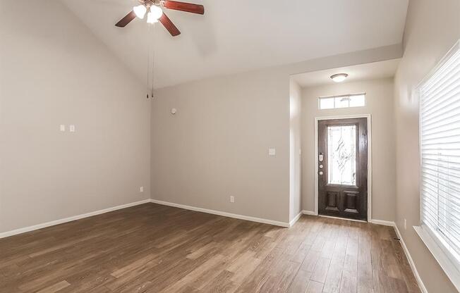 10518 SOUTHWAY BND LN