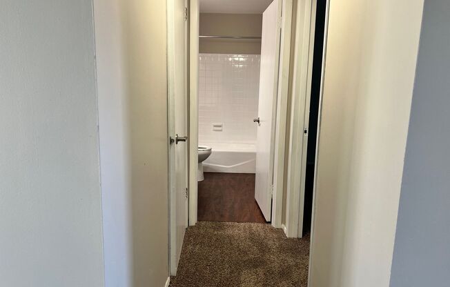 1143 Abbey Lane A6 Chesterton, IN 46304