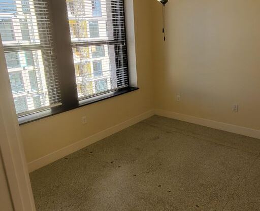 1 bed, 1 bath, 741 sqft, $1,349, Unit 10-05