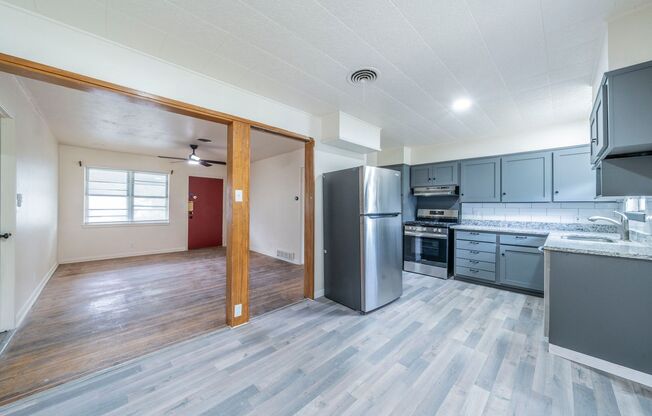 Charming Newly Remodeled Home in a Prime Location!