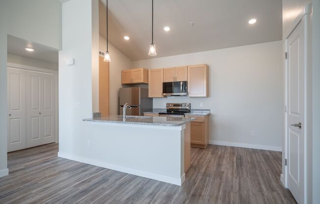 1 bed, 1 bath, 770 sqft, $1,275