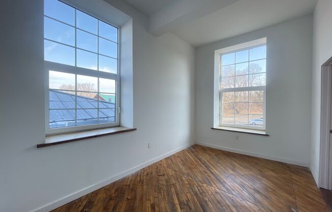 2 beds, 2 baths, 750 sqft, $1,650, Unit Unit 206