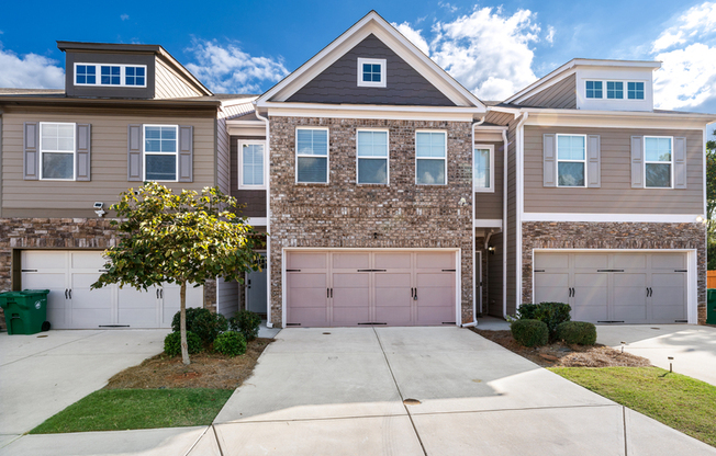 5311 BENTAYGA DR