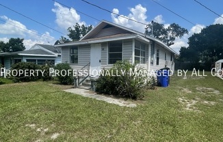 609 W 9 ST