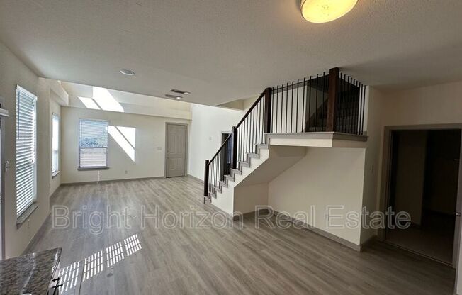 3629 VLY VIS DR