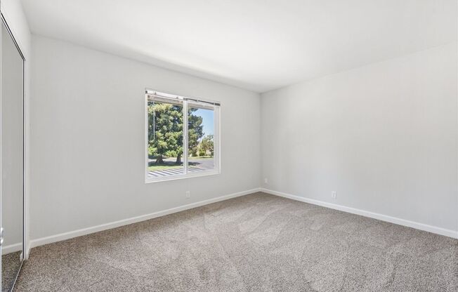 2 beds, 1 bath, 760 sqft, $1,395