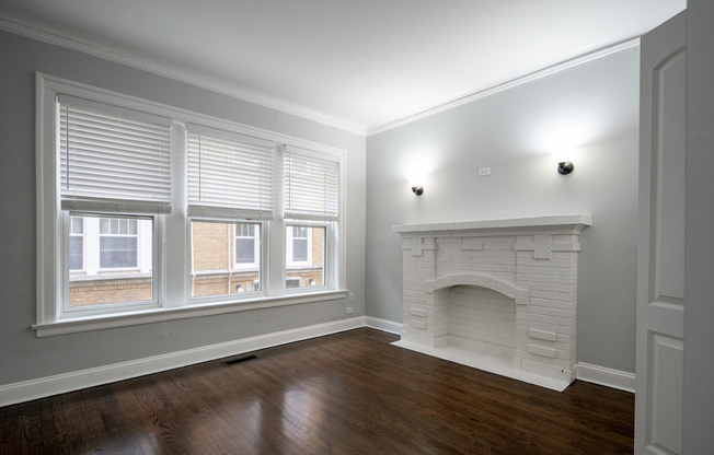 2 beds, 1 bath, 569 sqft, $2,300, Unit 1112-1st floor