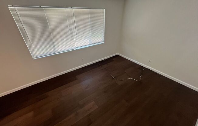 1 bed, 1 bath, $2,000, Unit 705D