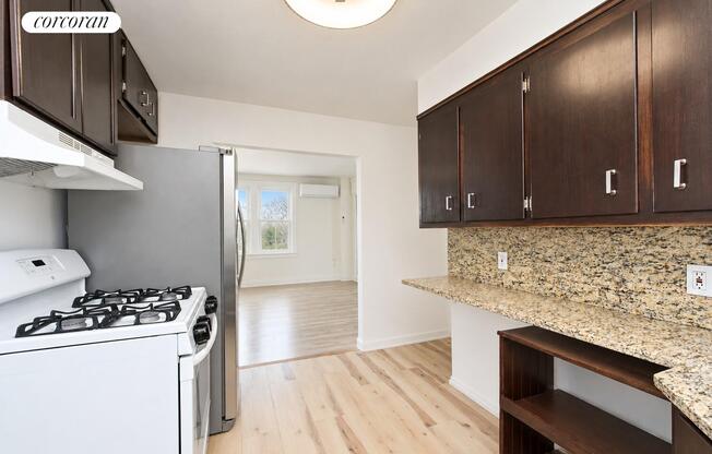 4504 BCH 45 ST