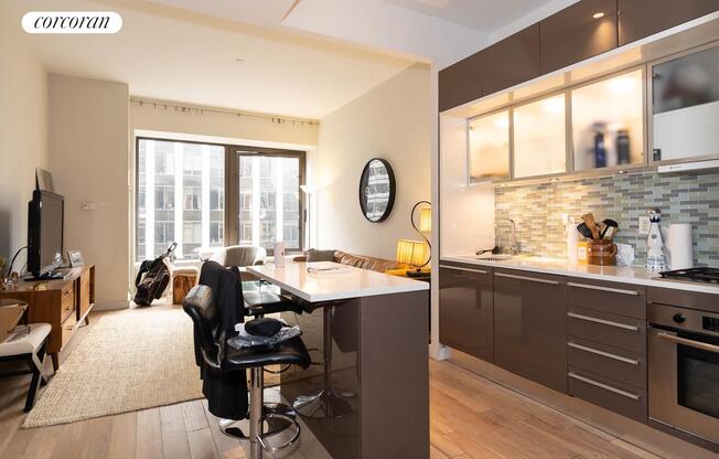 Studio, 1 bath, 669 sqft, $4,200, Unit 22E