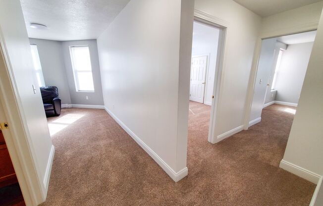 2 beds, 1 bath, $1,300, Unit 301 3 A