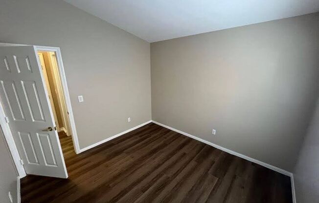 3 beds, 2 baths, $2,350