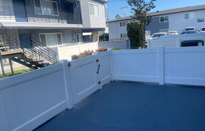 2 beds, 1.5 baths, 1,050 sqft, $3,340, Unit 4722-14