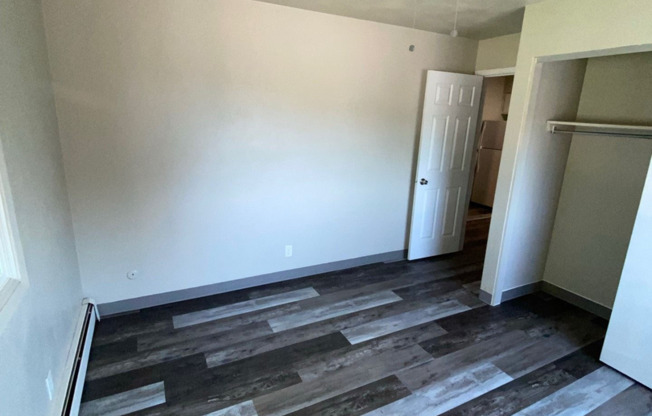 1 bed, 1 bath, 552 sqft, $750, Unit DB1-18