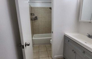 18350 Hatteras St Unit #118