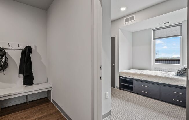 4 beds, 2 baths, 1,231 sqft, $3,240, Unit 305