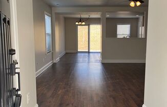 3 beds, 2 baths, $1,895