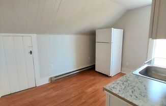 1 bed, 1 bath, 350 sqft, $1,500, Unit Unit 8