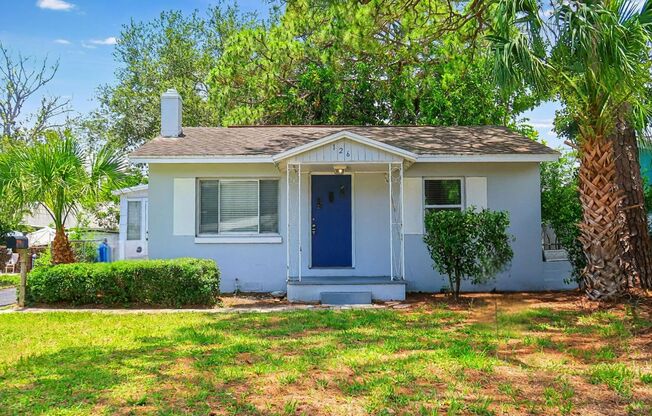 Quaint 2 Bedroom, 1 Bathroom Home in Edgemoor!