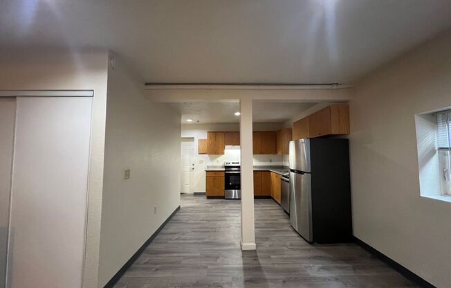 Studio, 1 bath, 450 sqft, $1,000, Unit 21-C