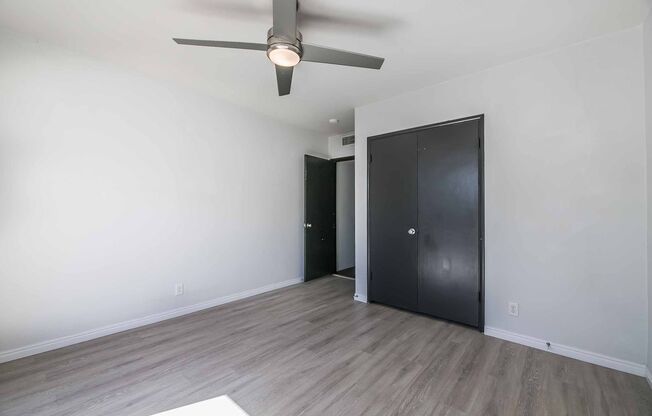 Single Story in Paradise Palms-Near LV Strip