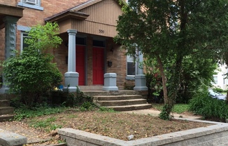 2 beds, 1 bath, 815 sqft, $1,200, Unit 339