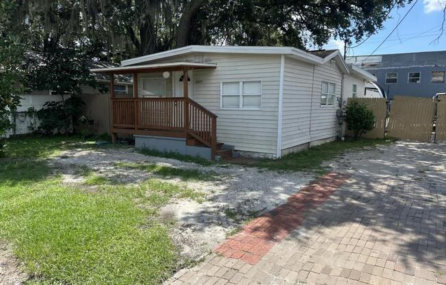 3609 E MOHAWK AVE