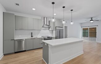 2500 Longview Street, Apt 105
