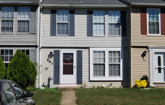 EDGEWOOD - STREAM SIDE TOWNHOUSE