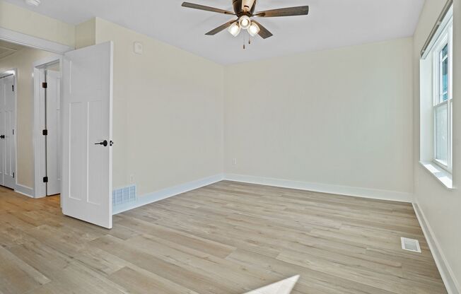 3 beds, 2.5 baths, 1,960 sqft, $2,600, Unit 116 Eiche Drive - Unit 2